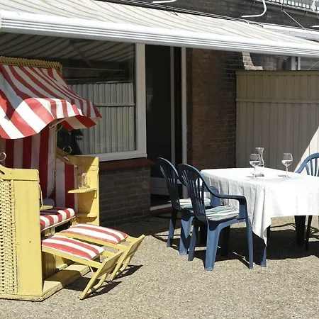 Gemuetliche-Ferienwohnung-Mit-Zentraler-Lage-Terrasse-Und-Strandkorb 公寓